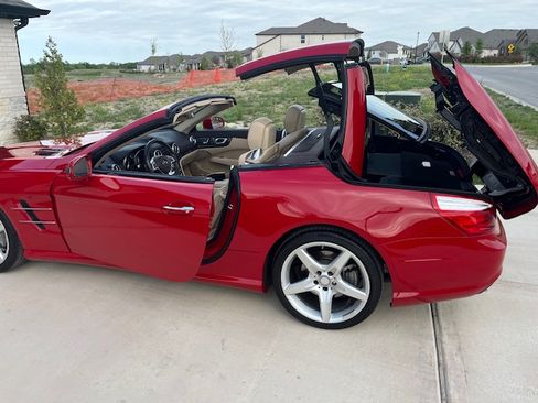 Used 2015 Mercedes-Benz SL 400 image 6