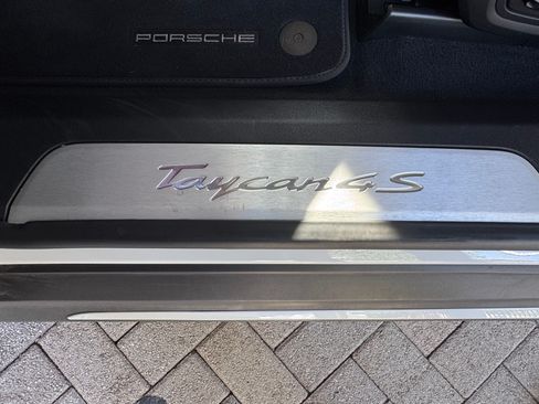 Used 2021 Porsche Taycan 4S AWD/4WD image 13