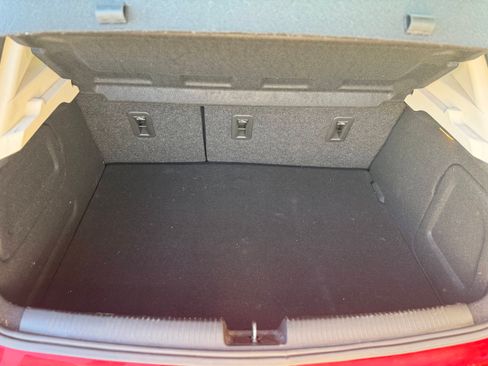 Used 2017 Chevrolet Cruze LT w/ Convenience Package image 16