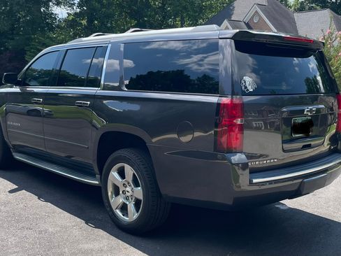 Used 2017 Chevrolet Suburban Premier AWD/4WD image 35