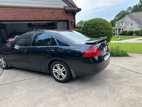 Used 2006 Honda Accord EX image 10