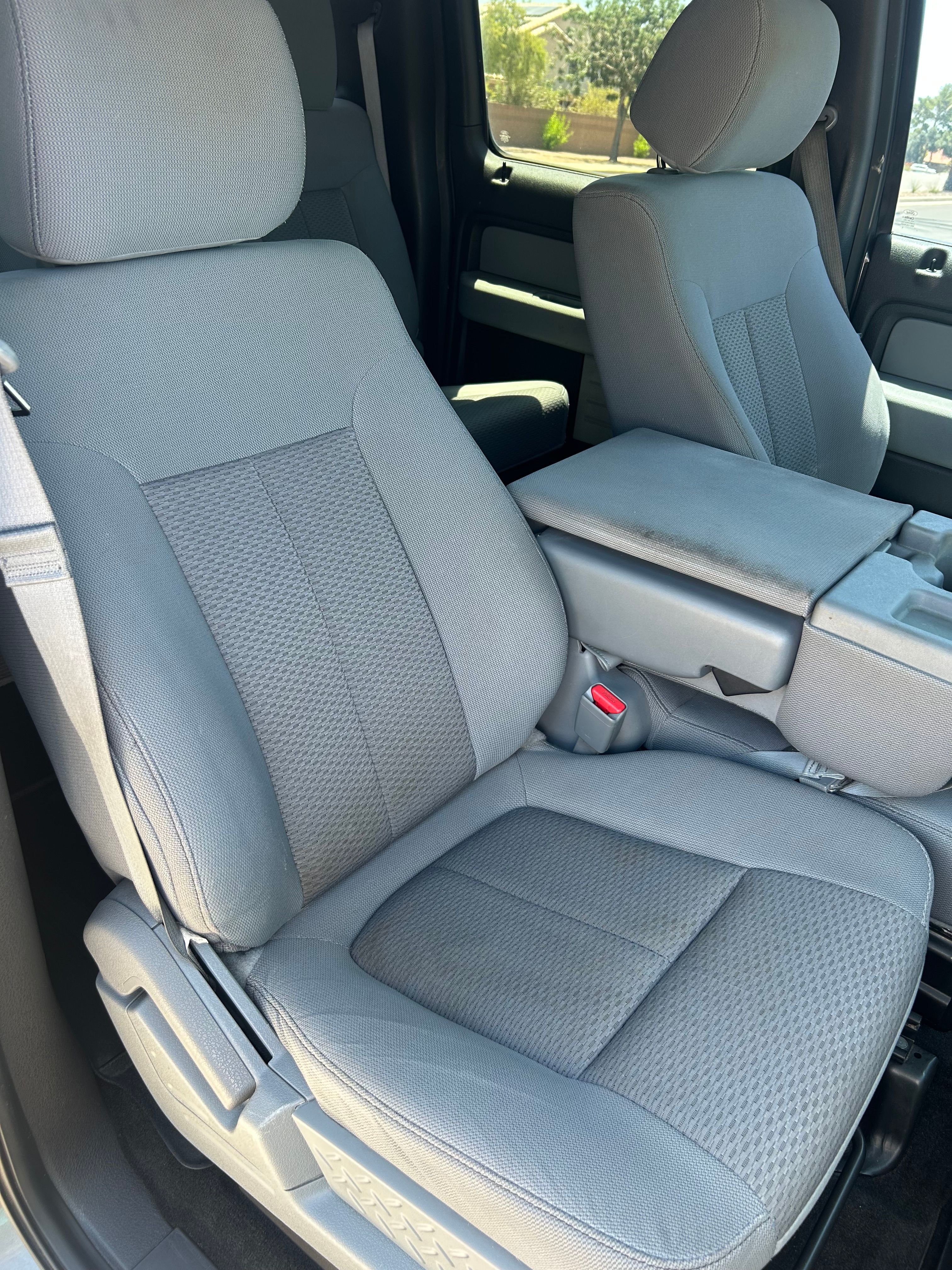 Used 2012 Ford F150 XLT w/ XLT Chrome Pkg RWD image 11