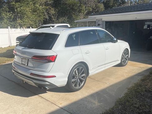 Used 2021 Audi SQ7 Premium Plus w/ Driver Assistance Package image 9