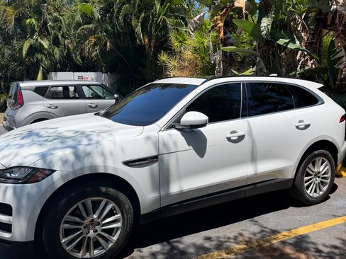 Used 2018 Jaguar F-PACE Prestige AWD/4WD image 5