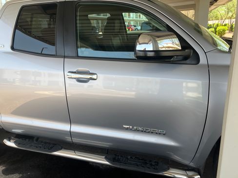 Used 2014 Toyota Tundra SR5 w/ SR5 Upgrade Package RWD image 12