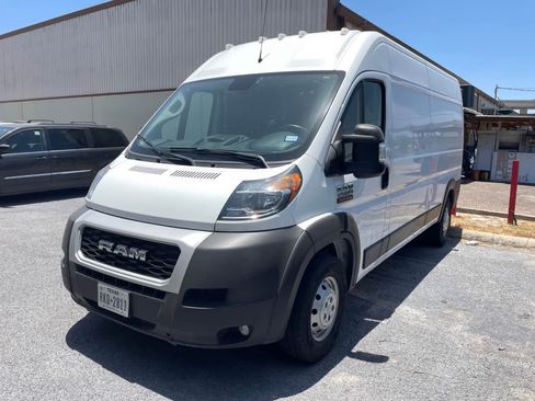 Used 2021 RAM ProMaster 2500 w/ Convenience Group image 4