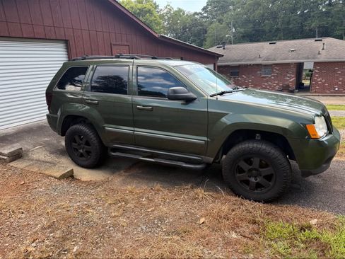 Used 2008 Jeep Grand Cherokee Laredo image 1