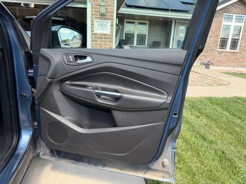 Used 2018 Ford Escape SEL AWD/4WD image 17
