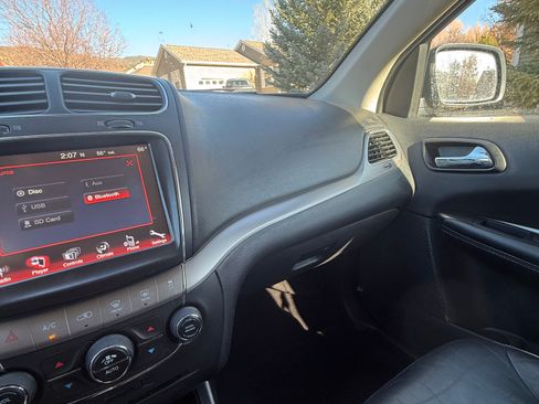 Used 2018 Dodge Journey Crossroad image 4