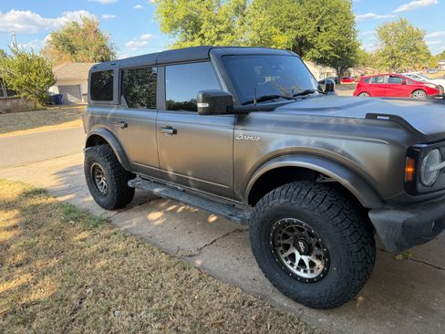 Used 2021 Ford Bronco Outer Banks AWD/4WD image 4
