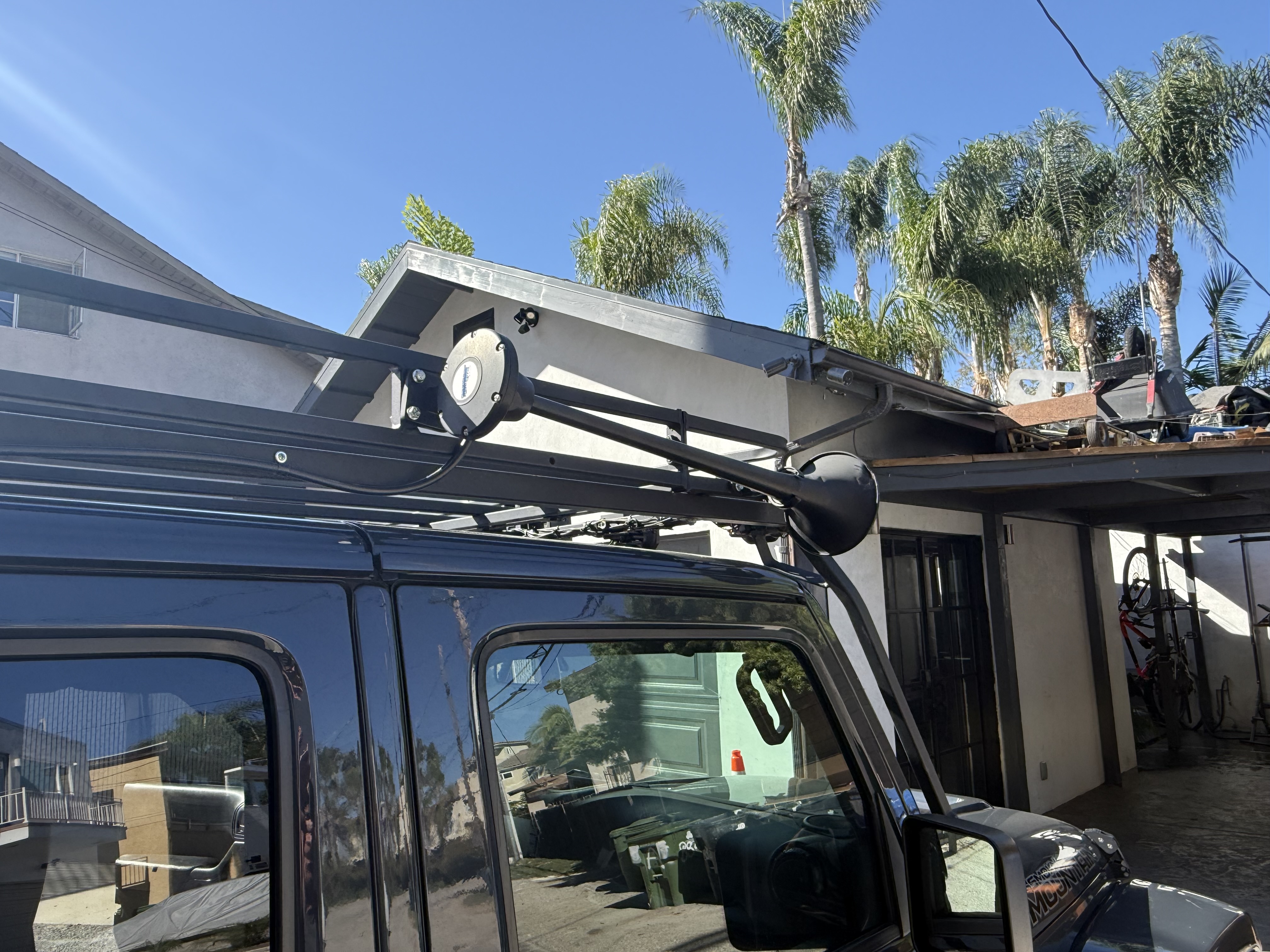 Used 2017 Jeep Wrangler Unlimited Sahara AWD/4WD image 13