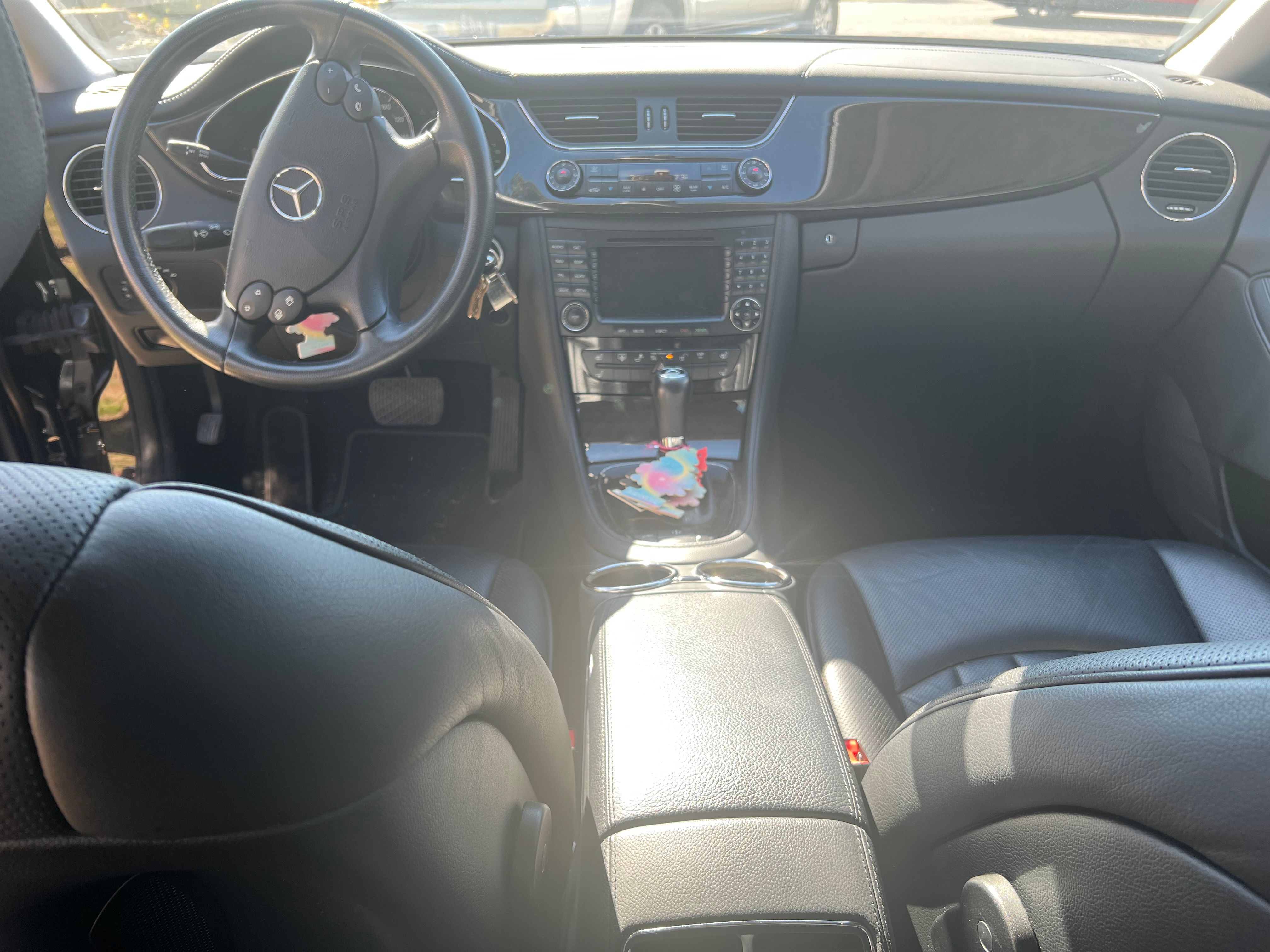Used 2007 Mercedes-Benz CLS 550 image 8