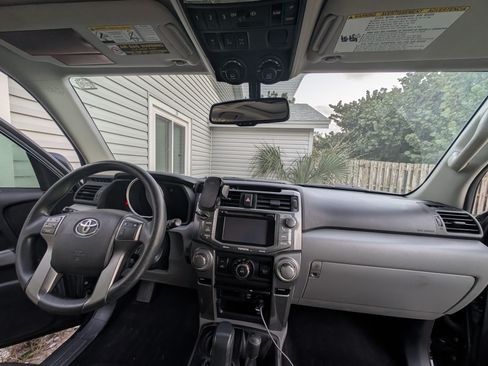 Used 2013 Toyota 4Runner Trail image 6