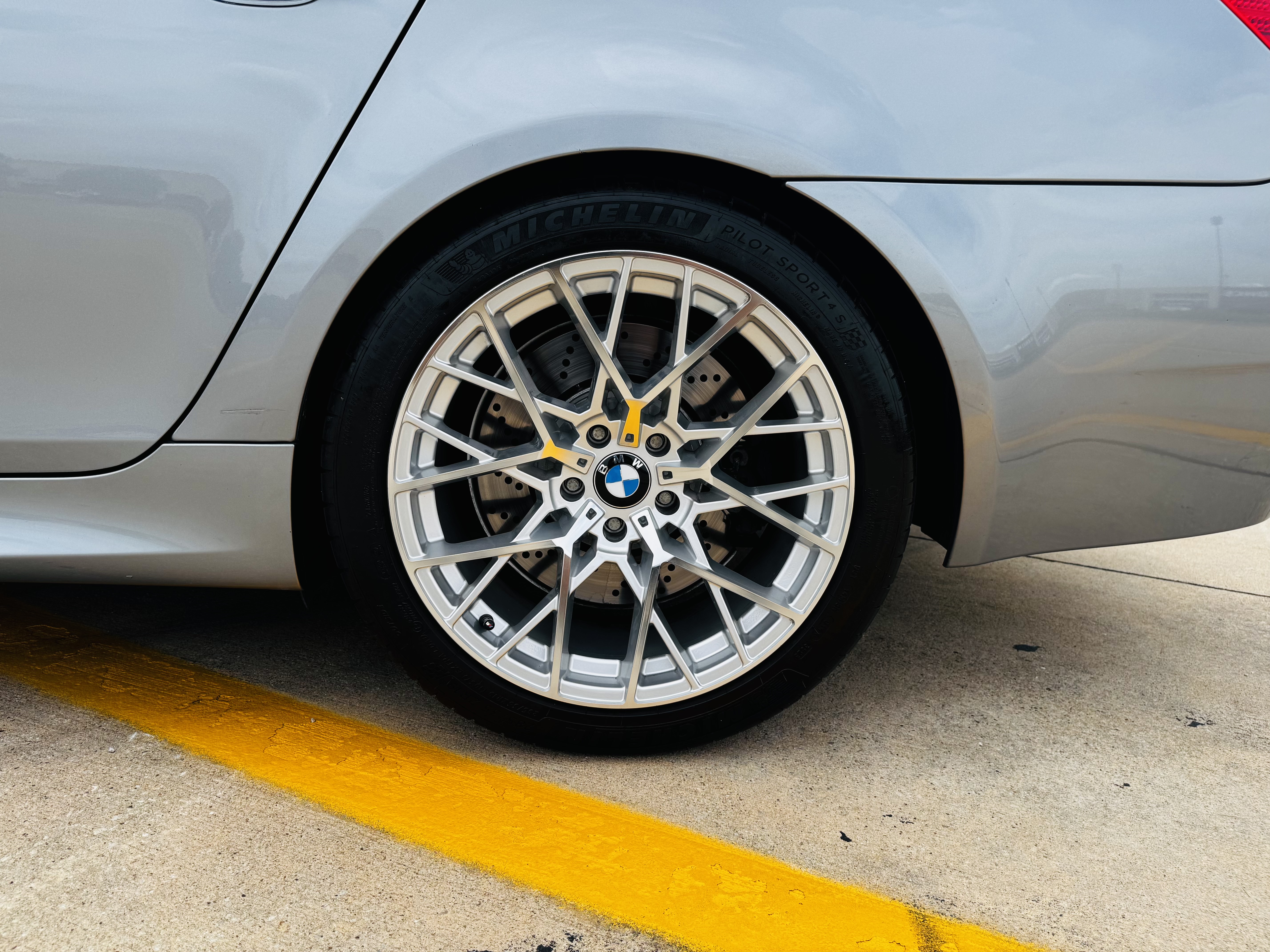 Used 2006 BMW M5 RWD image 12
