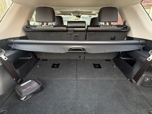 Used 2023 Toyota 4Runner SR5 Premium w/ Moonroof Package image 8