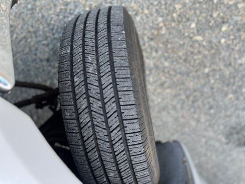 Used 2004 Ford F250 Lariat image 9