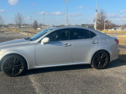 Used 2006 Lexus IS 250 image 1
