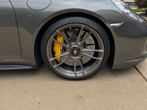 Used 2014 Porsche 911 Turbo S AWD/4WD image 10