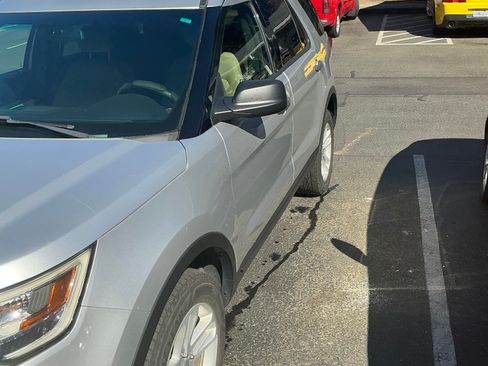 Used 2016 Ford Explorer 4WD image 12