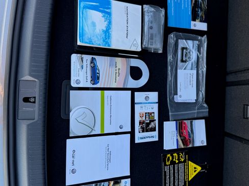 Used 2016 Volkswagen Golf Hatchback Sedan 4D image 16