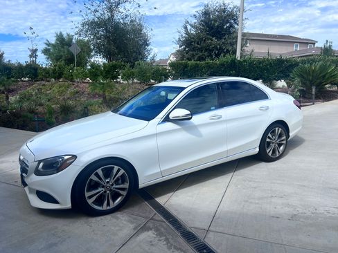 Used 2018 Mercedes-Benz C 300 Sedan image 9