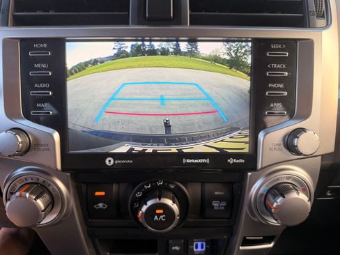 Used 2021 Toyota 4Runner SR5 Premium w/ Moonroof Package RWD image 18