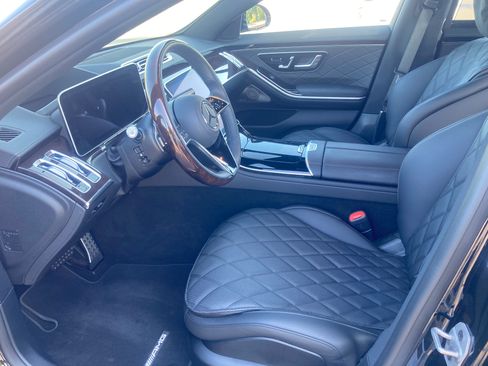 Used 2025 Mercedes-Benz S 580 4MATIC Sedan image 19