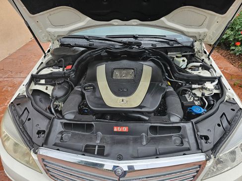 Used 2010 Mercedes-Benz C 300 4MATIC Sedan image 15