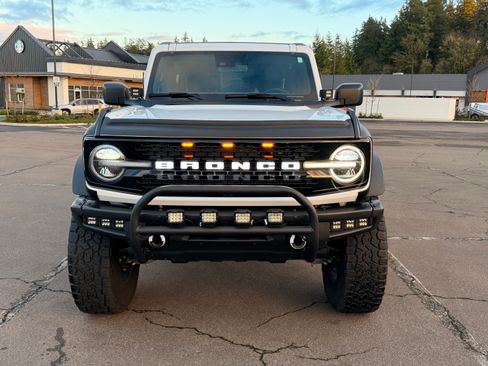 Used 2022 Ford Bronco Wildtrak image 4