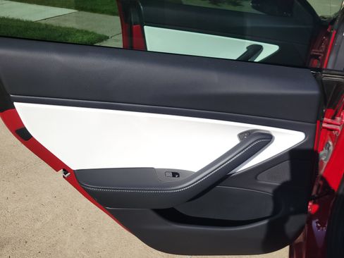 Used 2020 Tesla Model 3 Long Range image 13