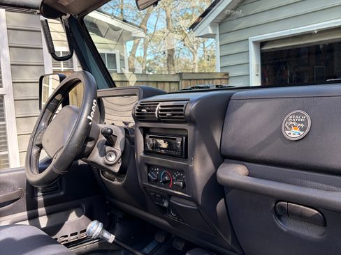 Used 1999 Jeep Wrangler Sport image 5