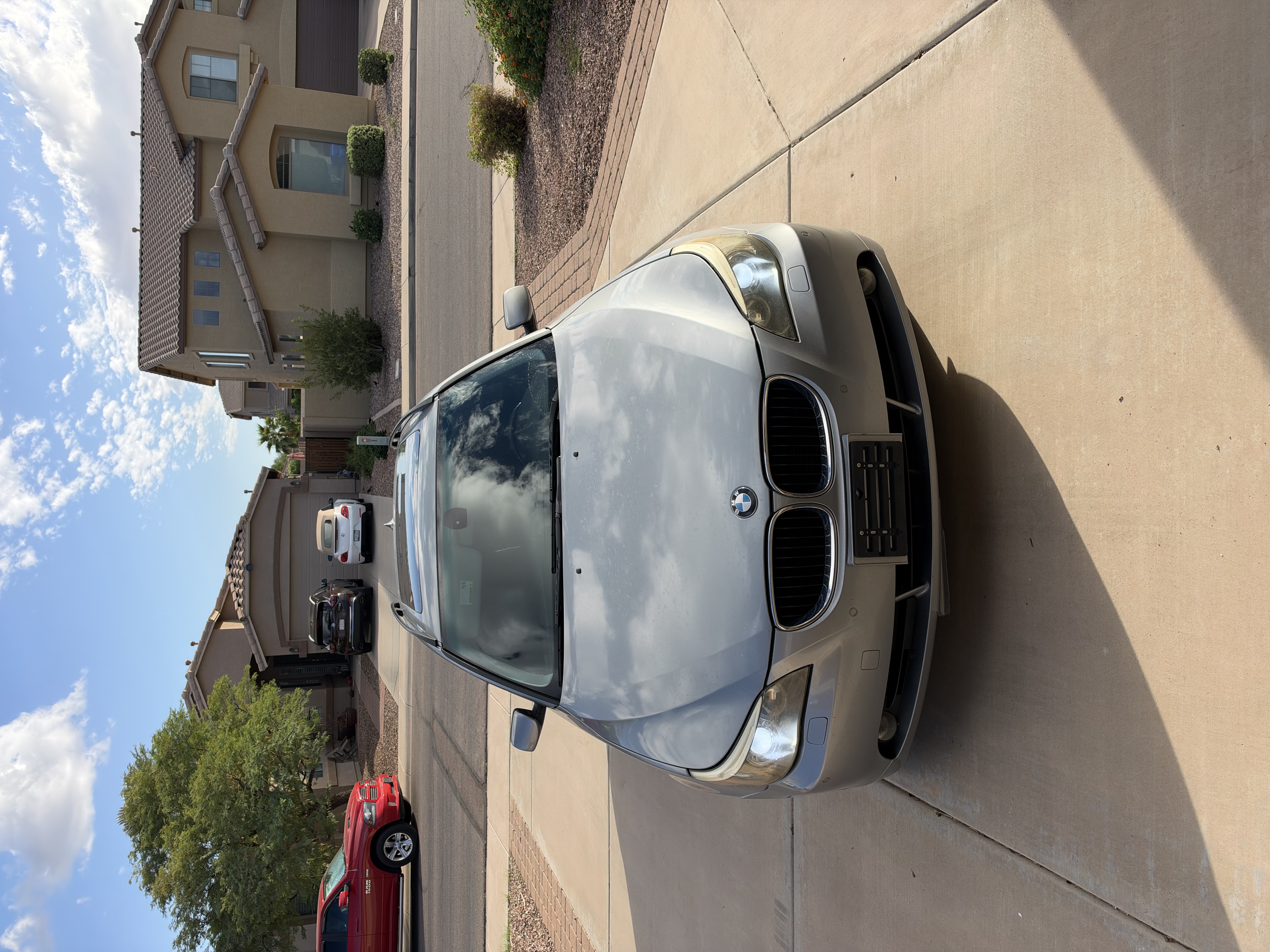 Used 2007 BMW 530xi Wagon AWD/4WD image 4