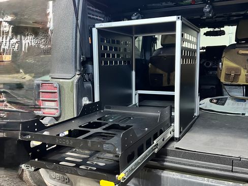 Used 2016 Jeep Wrangler Unlimited Sahara image 26