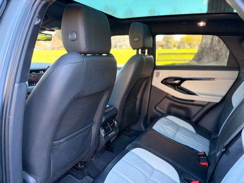 Used 2020 Land Rover Range Rover Evoque First Edition image 21