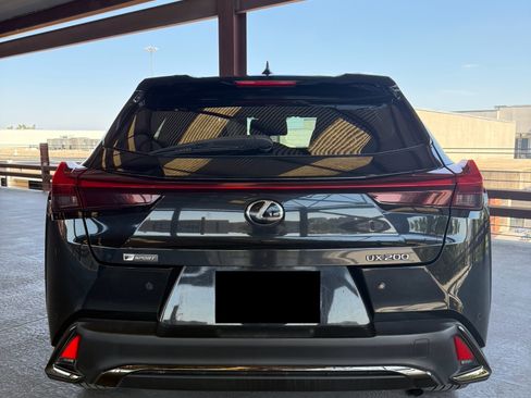Used 2019 Lexus UX 200 F Sport image 5