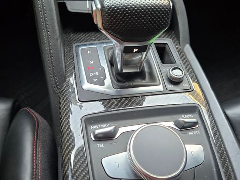 Used 2020 Audi R8 V10 performance image 14