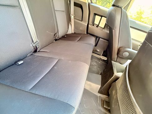 Used 2010 Toyota FJ Cruiser 4WD image 20