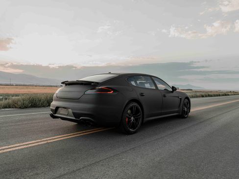 Used 2014 Porsche Panamera Turbo Executive image 6