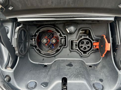 Used 2013 Nissan Leaf SV w/ LED & Quick Charge Pkg FWD image 28