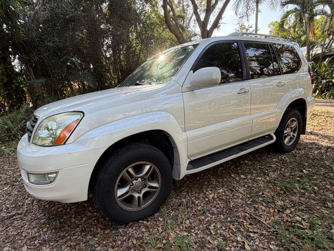 Used 2009 Lexus GX 470 image 4