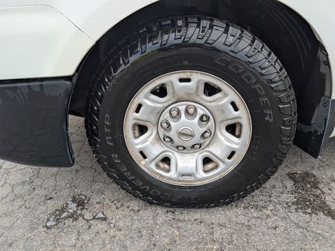 Used 2020 Nissan NV 2500 SV image 10