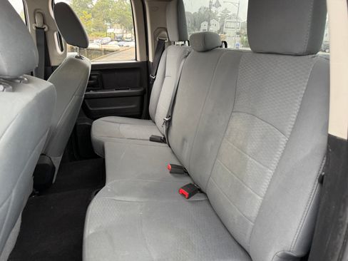 Used 2015 RAM 1500 Express image 6