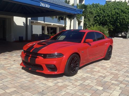 Used 2022 Dodge Charger Scat Pack RWD image 1