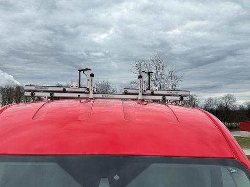 Used 2016 Ford Transit 250 130 Medium Roof image 9