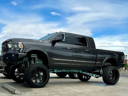 Used 2021 RAM 2500 Limited AWD/4WD image 1