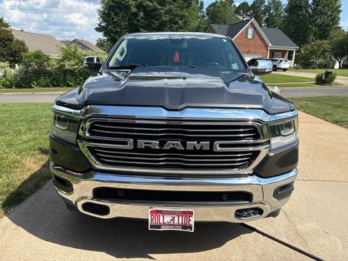 Used 2020 RAM 1500 Laramie image 2