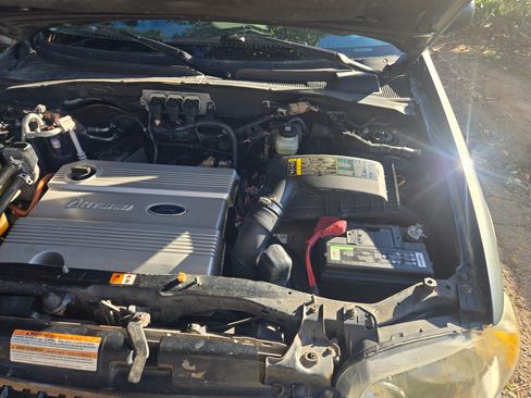 Used 2005 Ford Escape 2WD Hybrid image 21