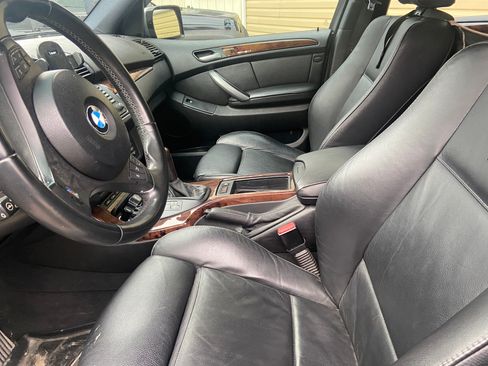 Used 2005 BMW X5 4.4i image 8