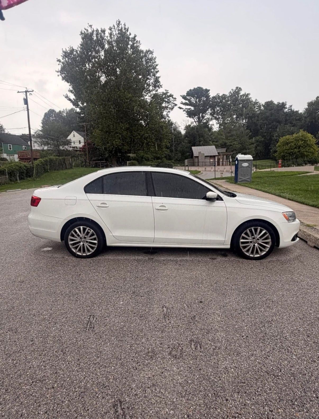 Used 2012 Volkswagen Jetta SEL FWD image 11