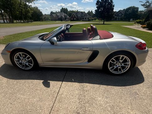 Used 2013 Porsche Boxster RWD image 14